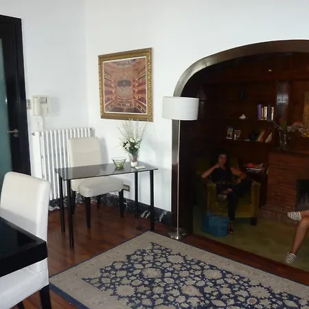 Casa Vilaro 3* バルセロナ