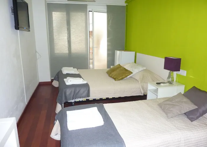 Casa Vilaro 3* برشلونة