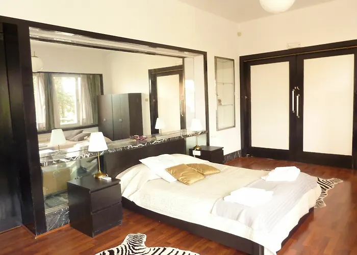 Casa Vilaro 3* برشلونة